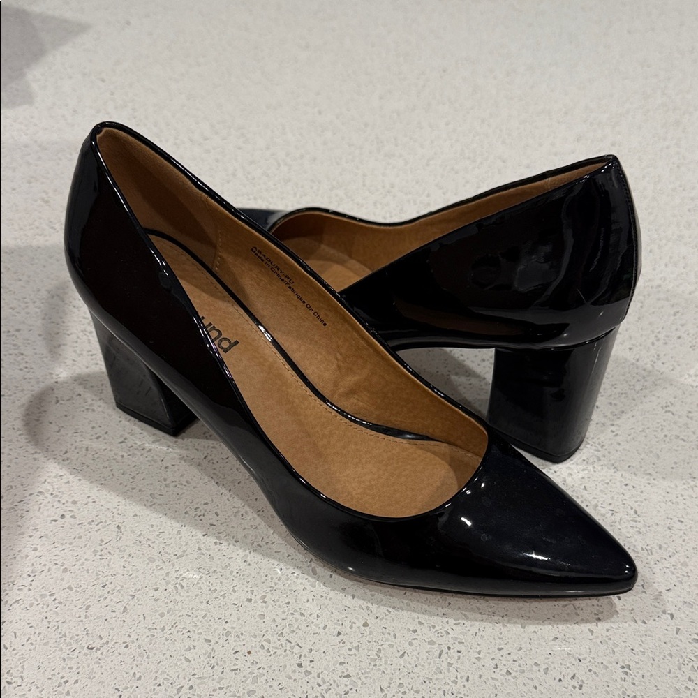 Black Leather Pumps